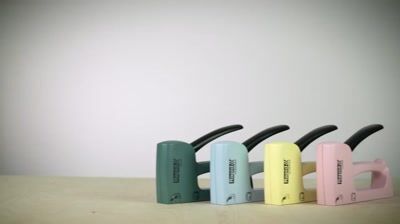 Agrafeuse R53 SKARGARD bleu RAPID